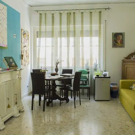 Hotel Amelie